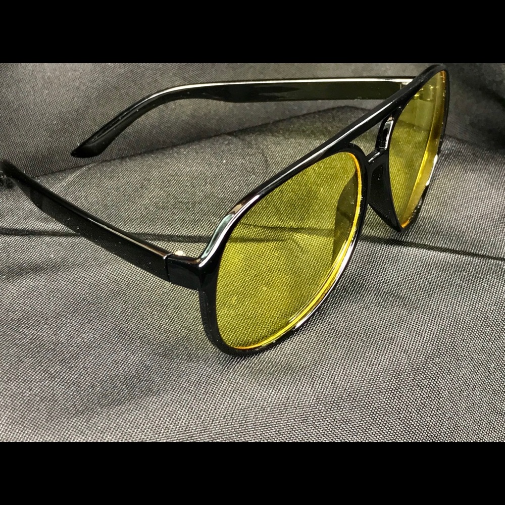 Enhancing Aviator Sunglasses